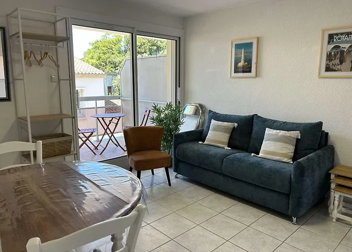 Διαμέρισμα T2 Lumineux Avec Balcon A 50m De La A Pontaillac, Parking Inclus - Fr-1-494-214