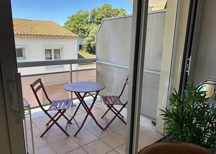 T2 Lumineux Avec Balcon A 50m De La A Pontaillac, Parking Inclus - Fr-1-494-214 Διαμέρισμα *