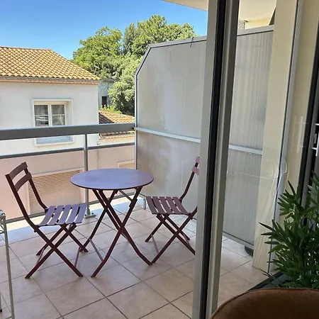 T2 Lumineux Avec Balcon A 50m De La A Pontaillac, Parking Inclus - Fr-1-494-214 Apartment *